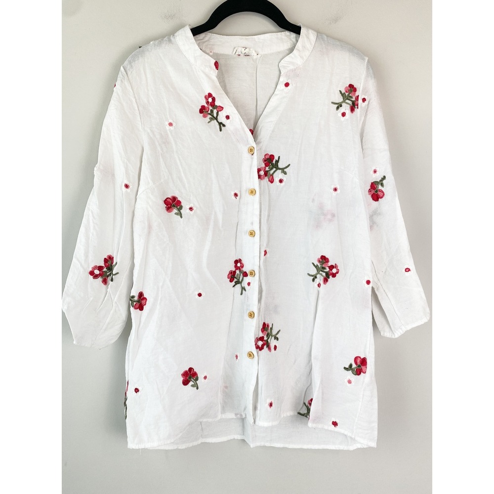 Anthropologie Kindred Women Floral Embroidered Button Up Shirt LP White Romantic
